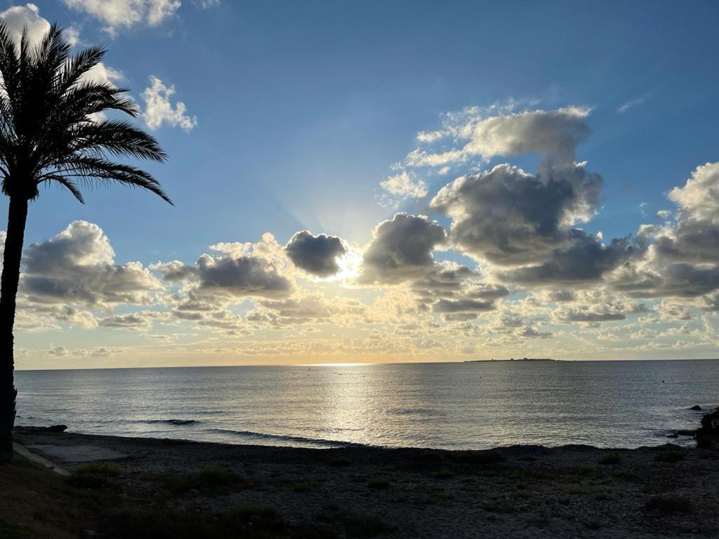 Apartamento Santa Pola Frente Al Mar Bagian luar foto